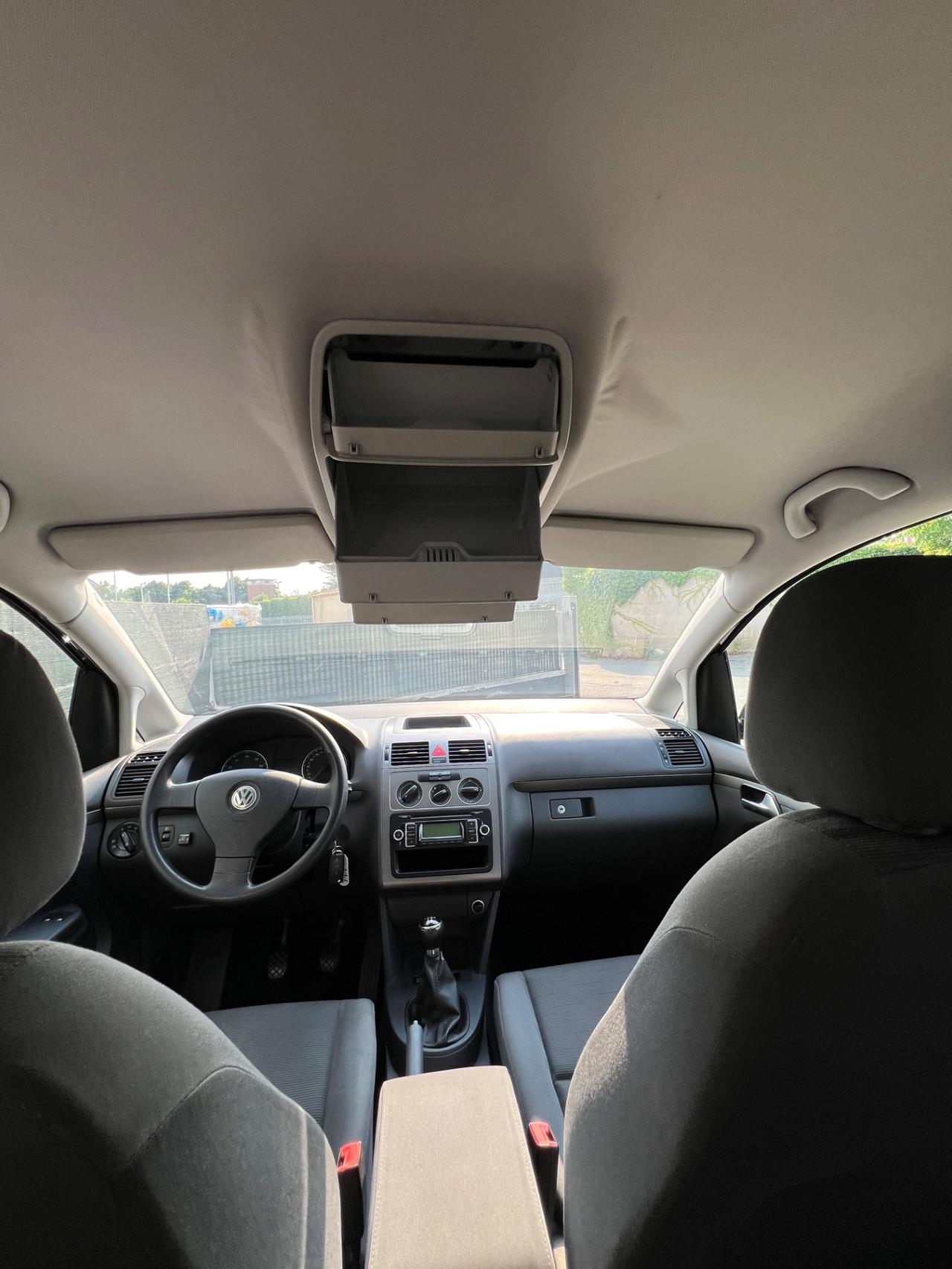 Volkswagen Touran 1.6 Trendline Bifuel GPL RINNOVATO