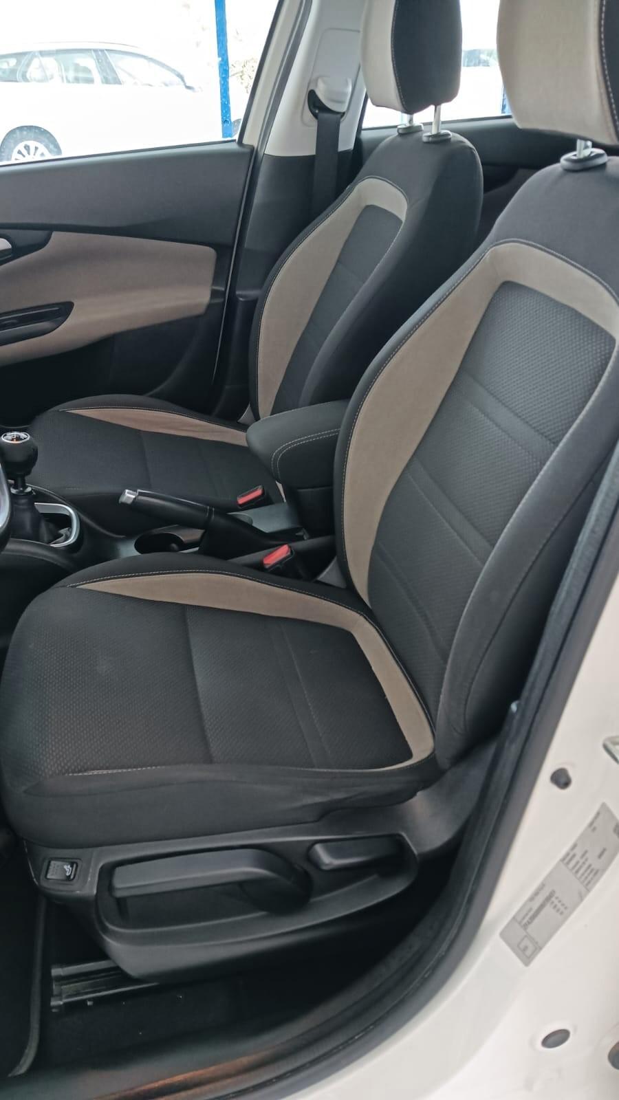 Fiat Tipo 1.6 Mjt S&S 5 porte Easy