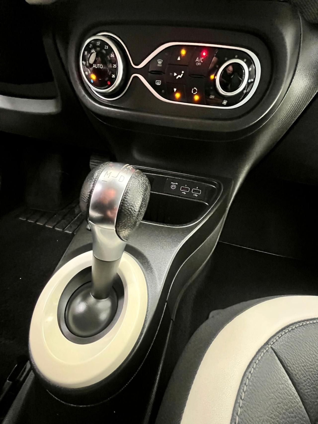 Renault Twingo TCe 95 CV EDC Intens
