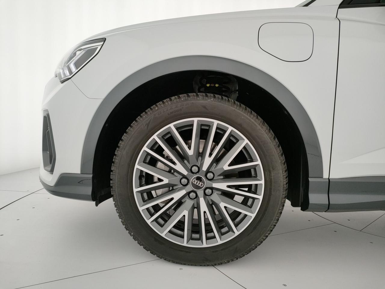 Audi Q3 sportback 45 1.4 tfsi e business plus s-tronic