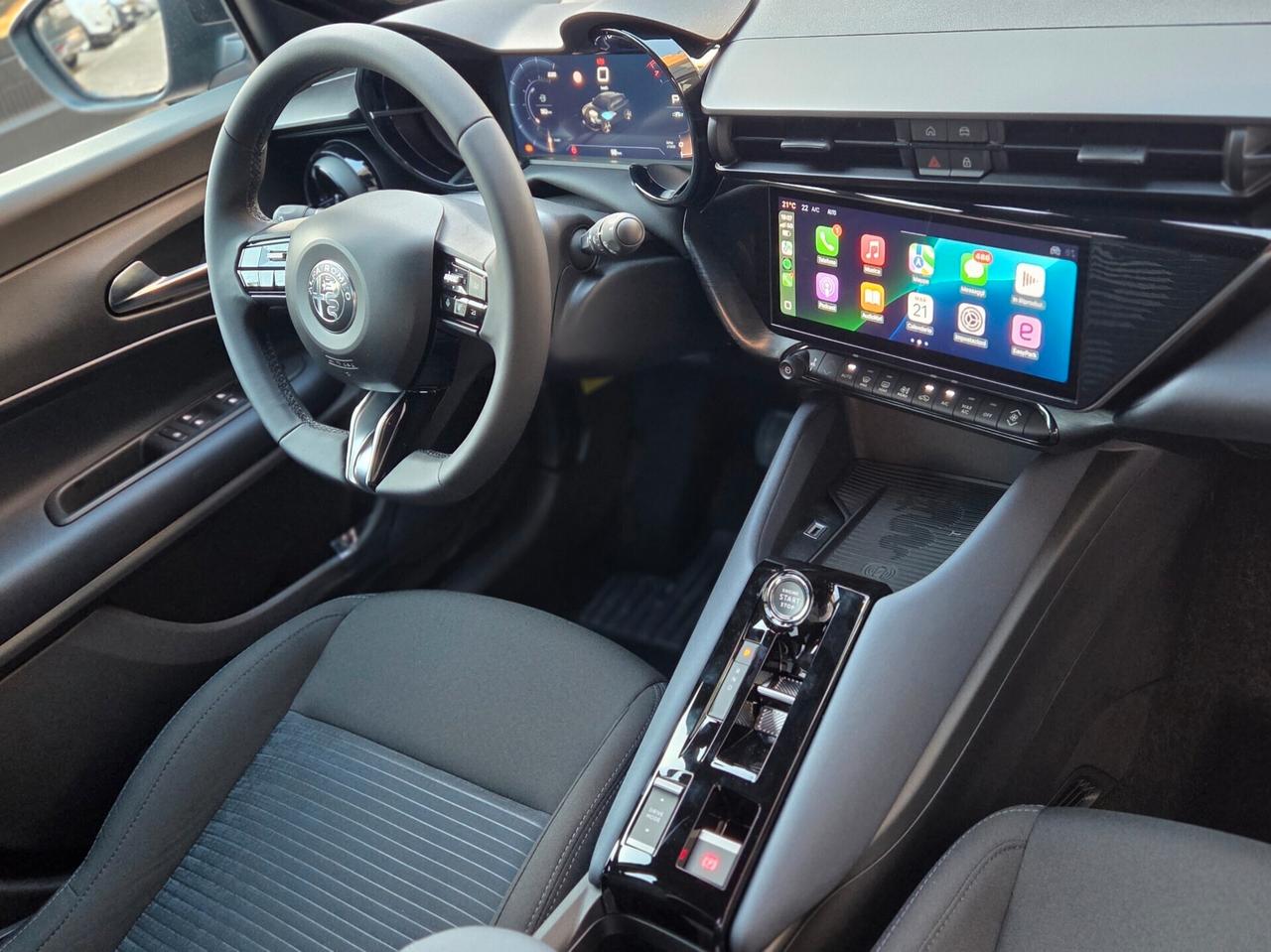 Alfa Romeo Junior 1.2 145cv Hybrid eDCT6 TECHNO PACK KM0