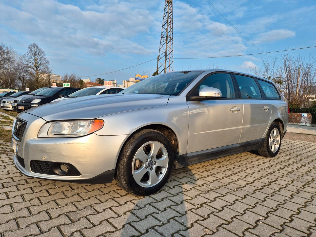 Volvo V70 D5 R-design