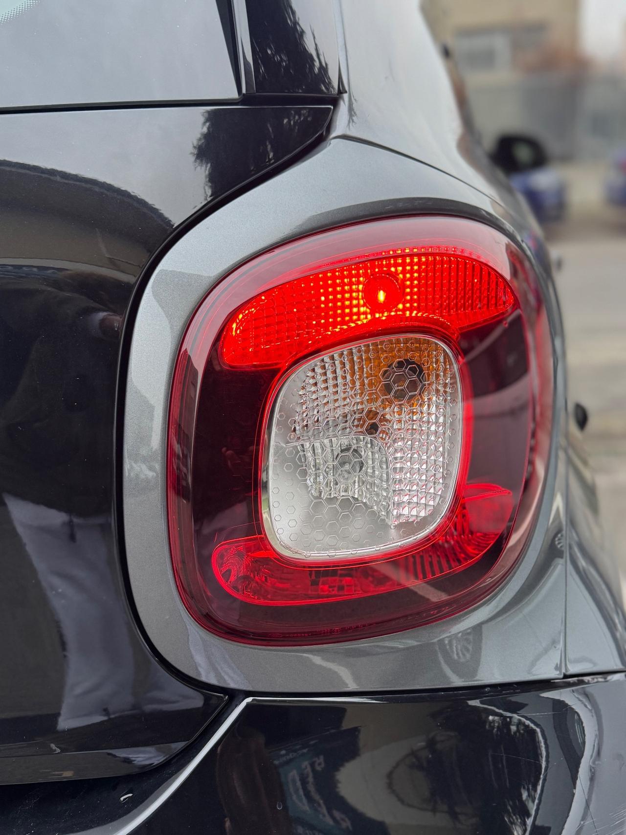 Smart ForFour 70 1.0 Prime