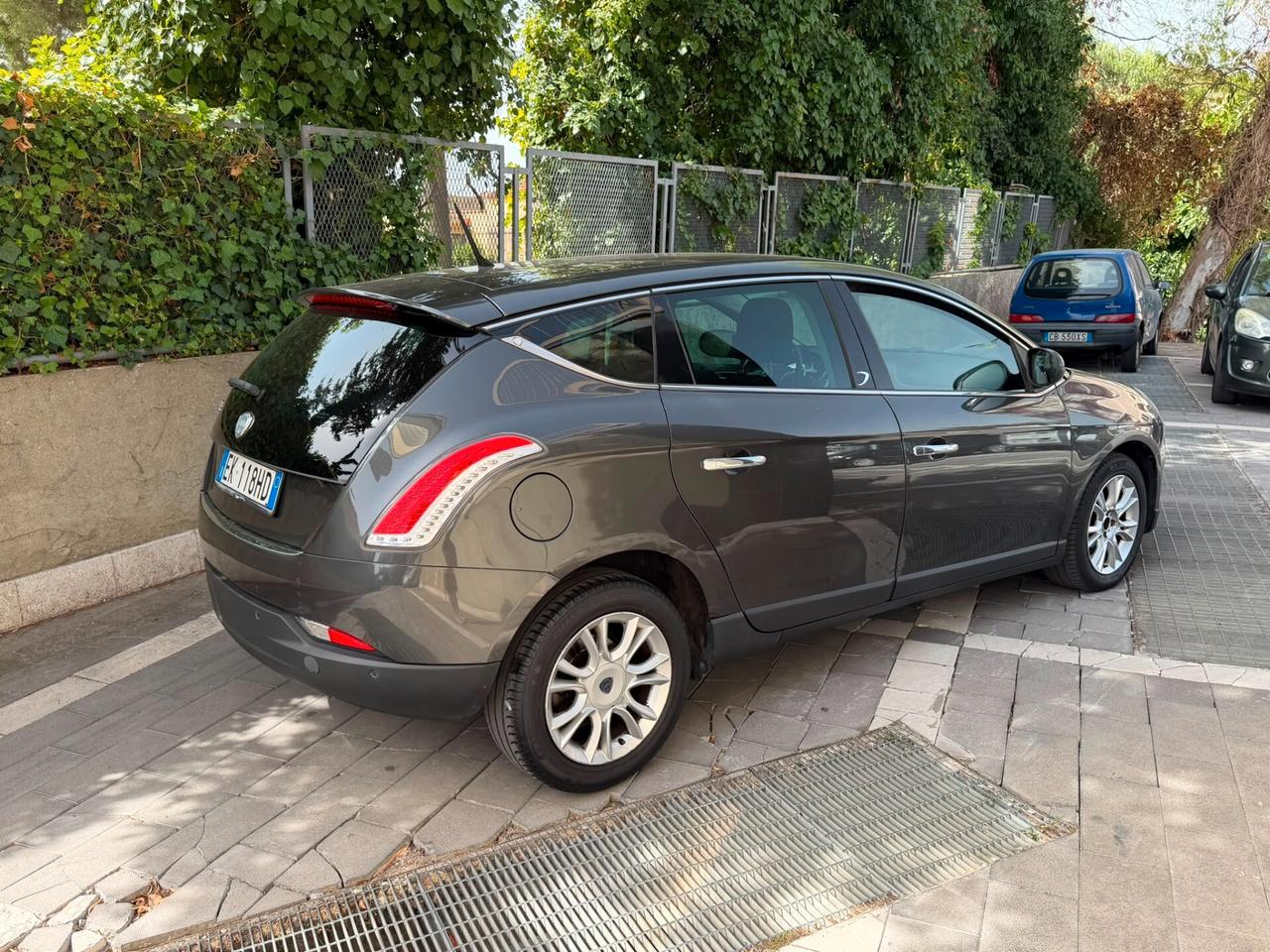 Lancia Delta 1.6 MJT DPF Silver