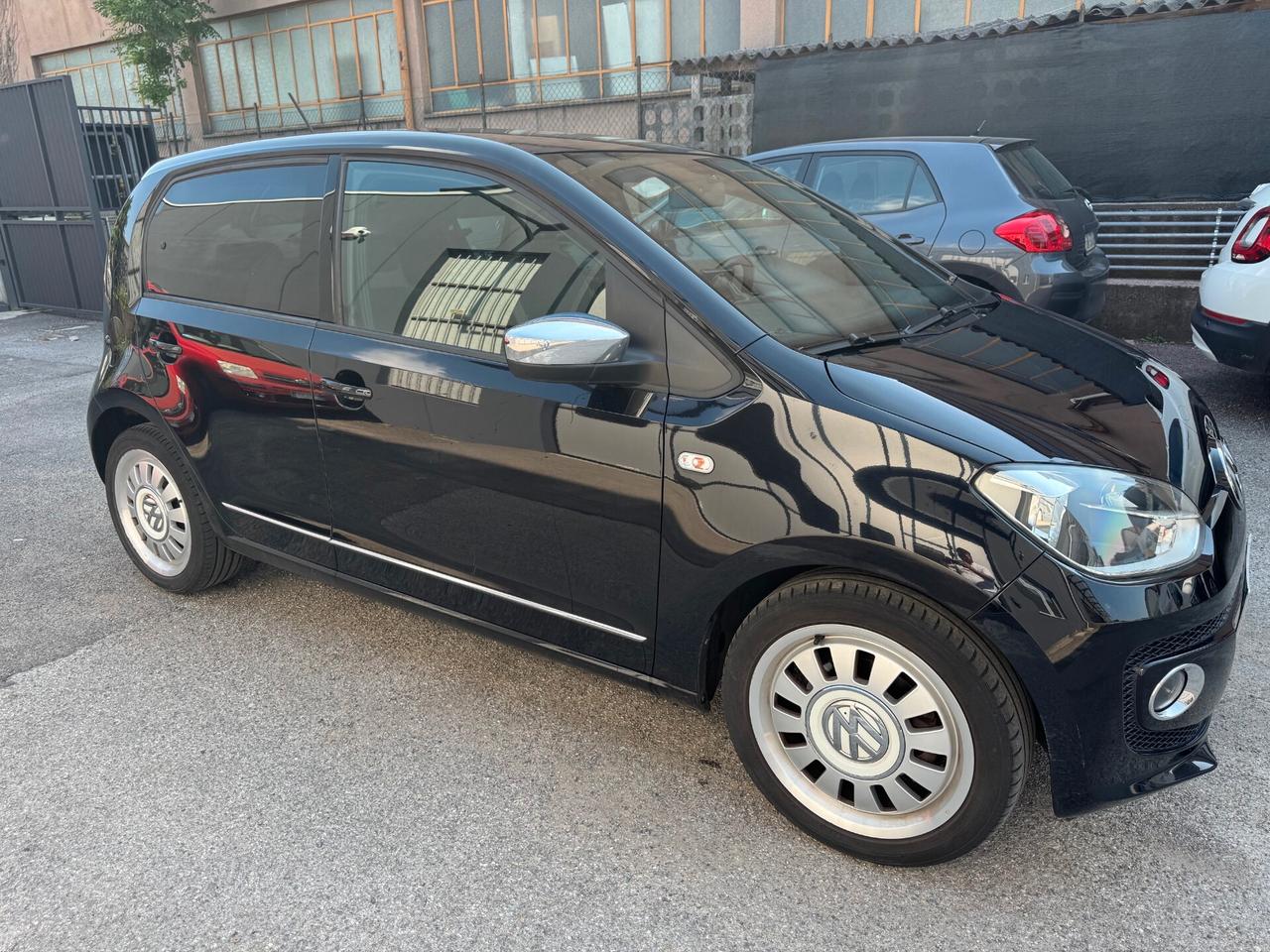 Volkswagen up! 1.0 5p. move up!*EURO6*NEOPATENTATI*NAVI