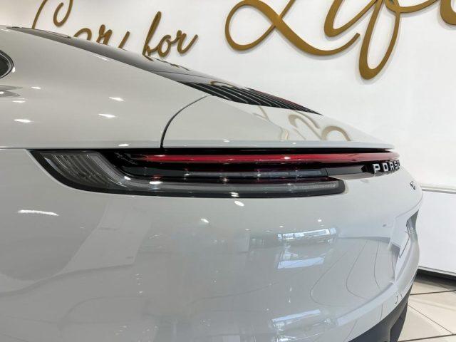 PORSCHE 911 Carrera 992 Coupè