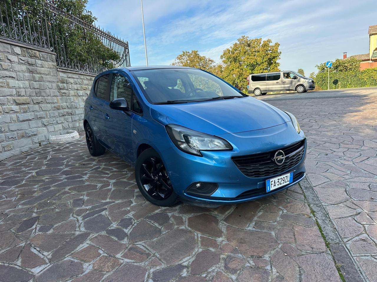 Opel Corsa 1.2 5 porte b-Color no bollo
