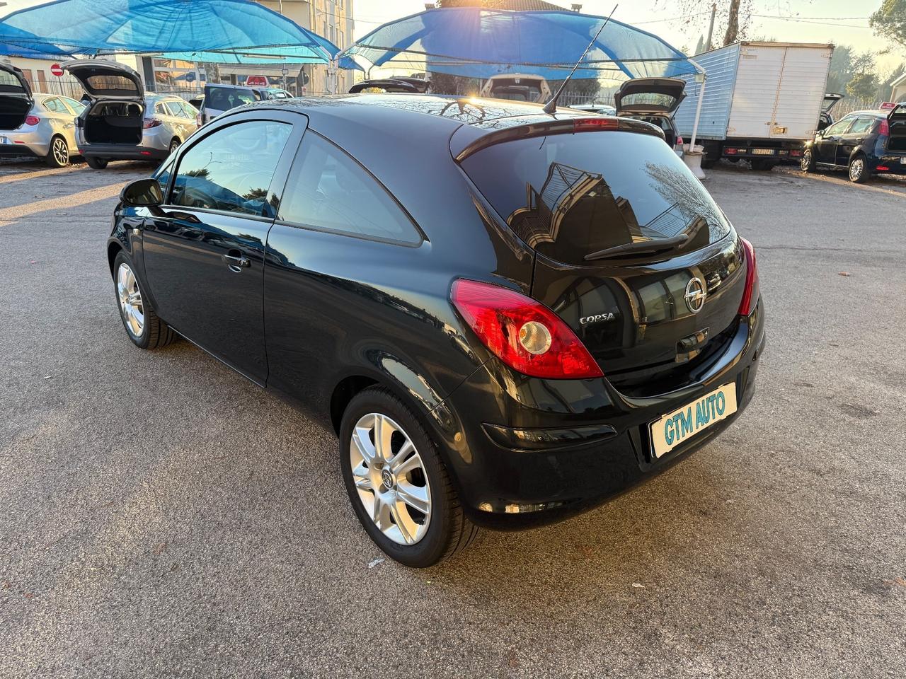 Opel Corsa 1.2 Benzina- Neopatentati