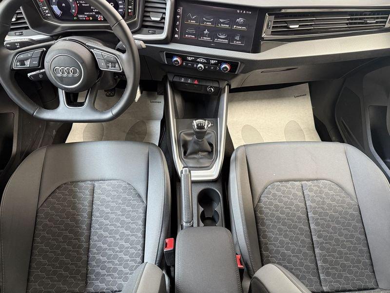 Audi A1 SPB 30 TFSI Black Edition S-line + C.Play + Led