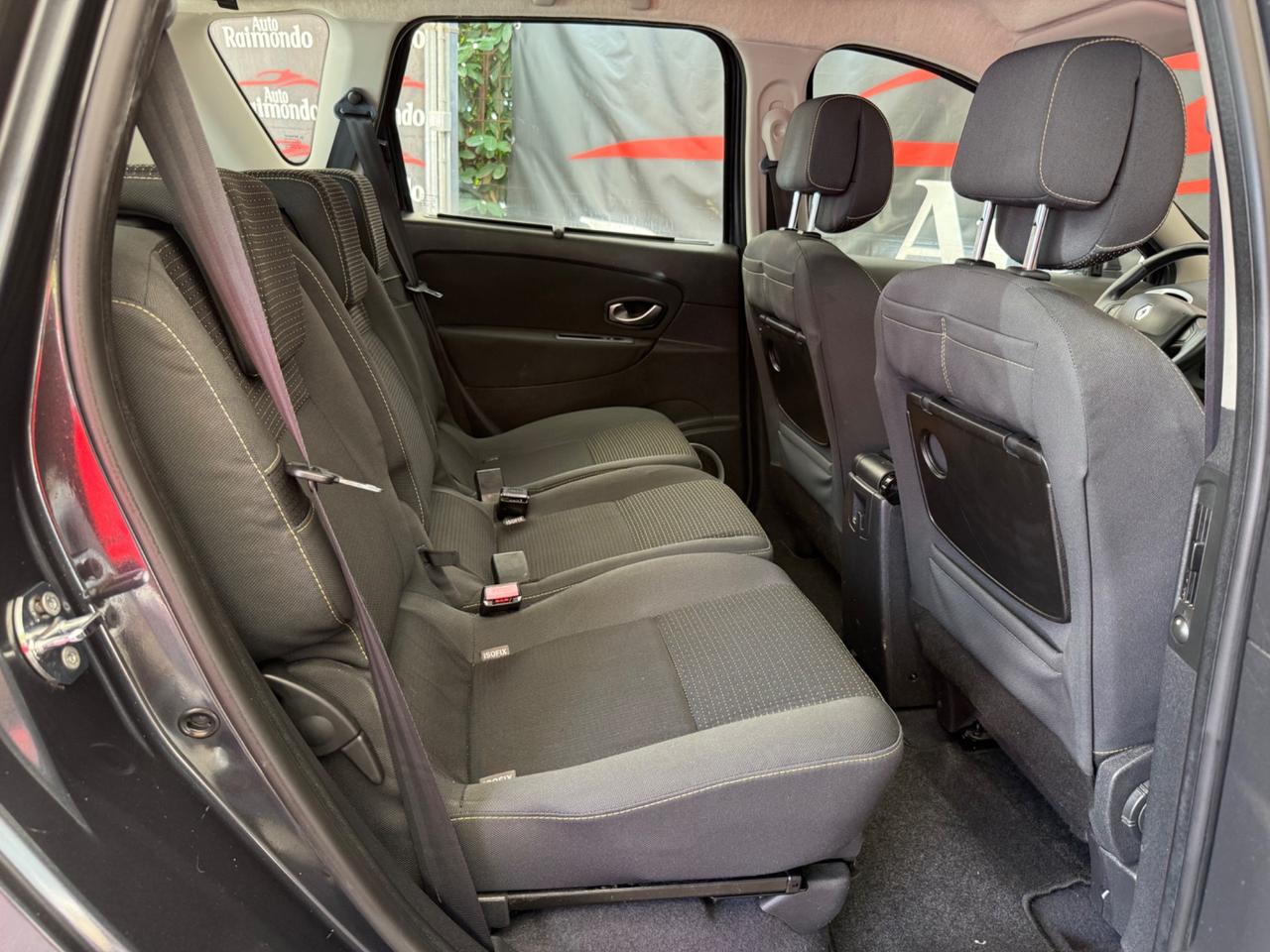Renault Scenic X-Mod 1.5 dCi 110CV Luxe