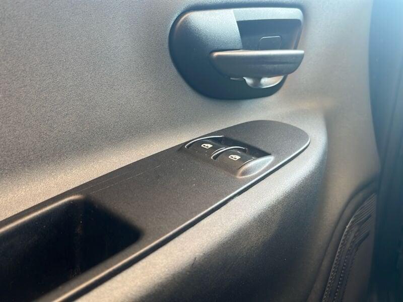 Lancia Ypsilon 1.2 69cv Platinum