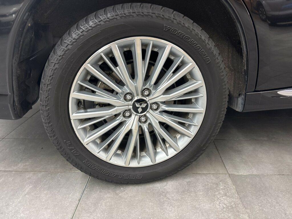 Mitsubishi Outlander 2.4 Mivec PHEV Diamond 4WD CVT