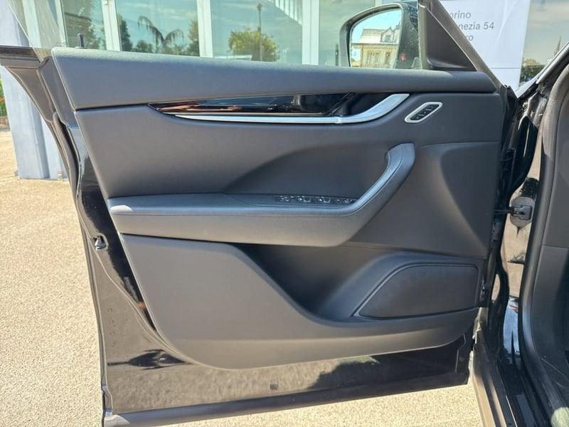 Maserati Levante 3.0 V6 250CV AUTO