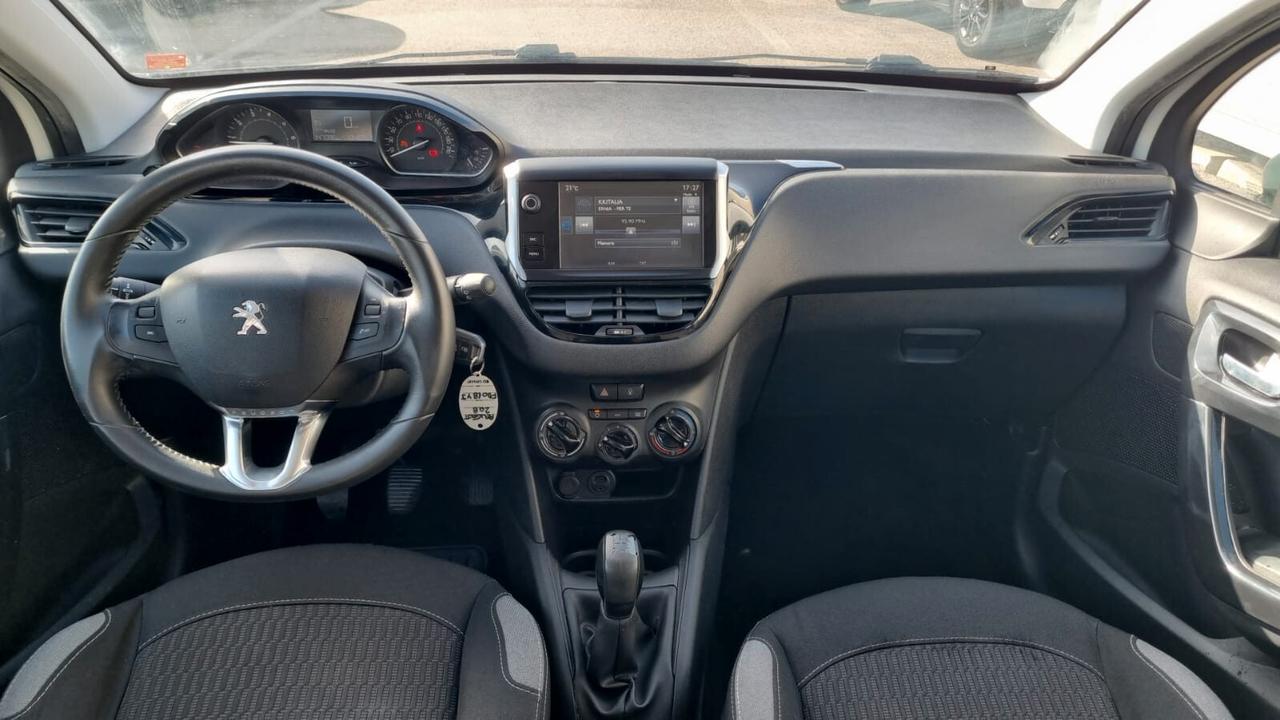 Peugeot 208 PureTech 82 5 porte Allure