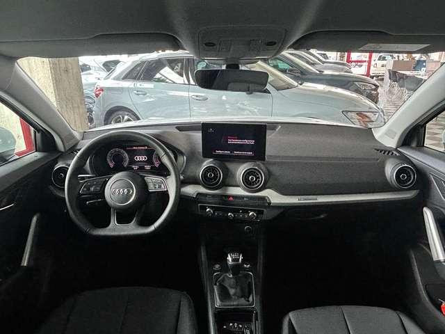 Audi Q2 30 TFSI Business Advanced