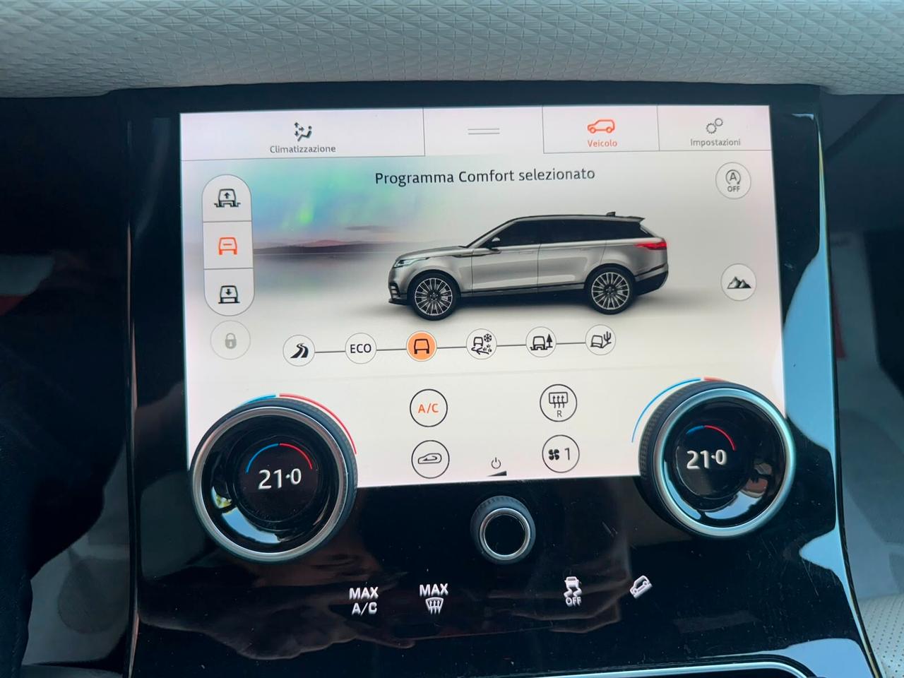 Land Rover Range Velar 2.0D I4 240 CV R-Dynamic SE
