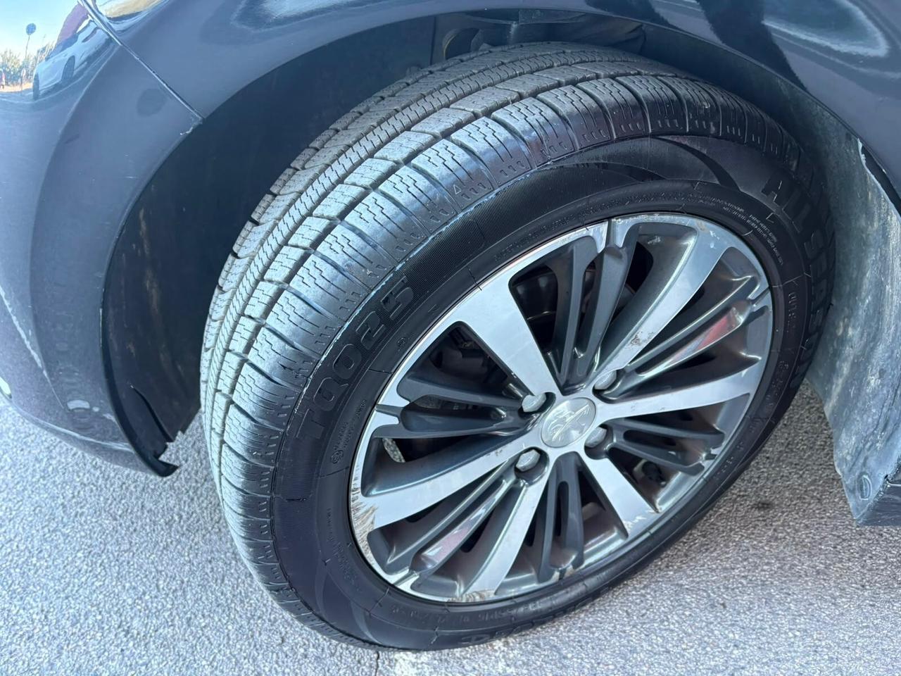 Peugeot 208 BlueHDi 75 5 porte Allure 2017 136.000 KM