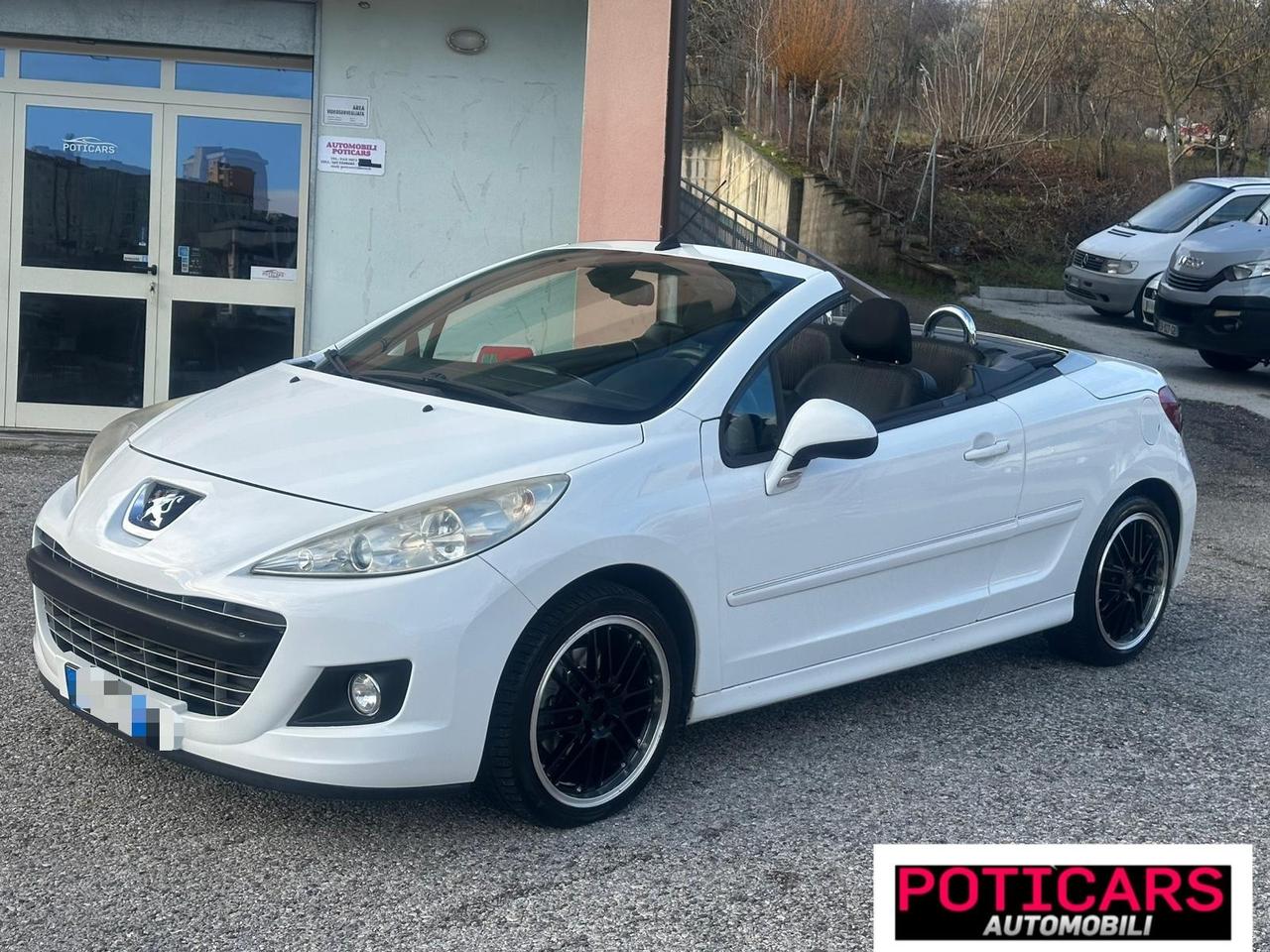 Peugeot 207 1.6 8V HDi 112CV CC Féline