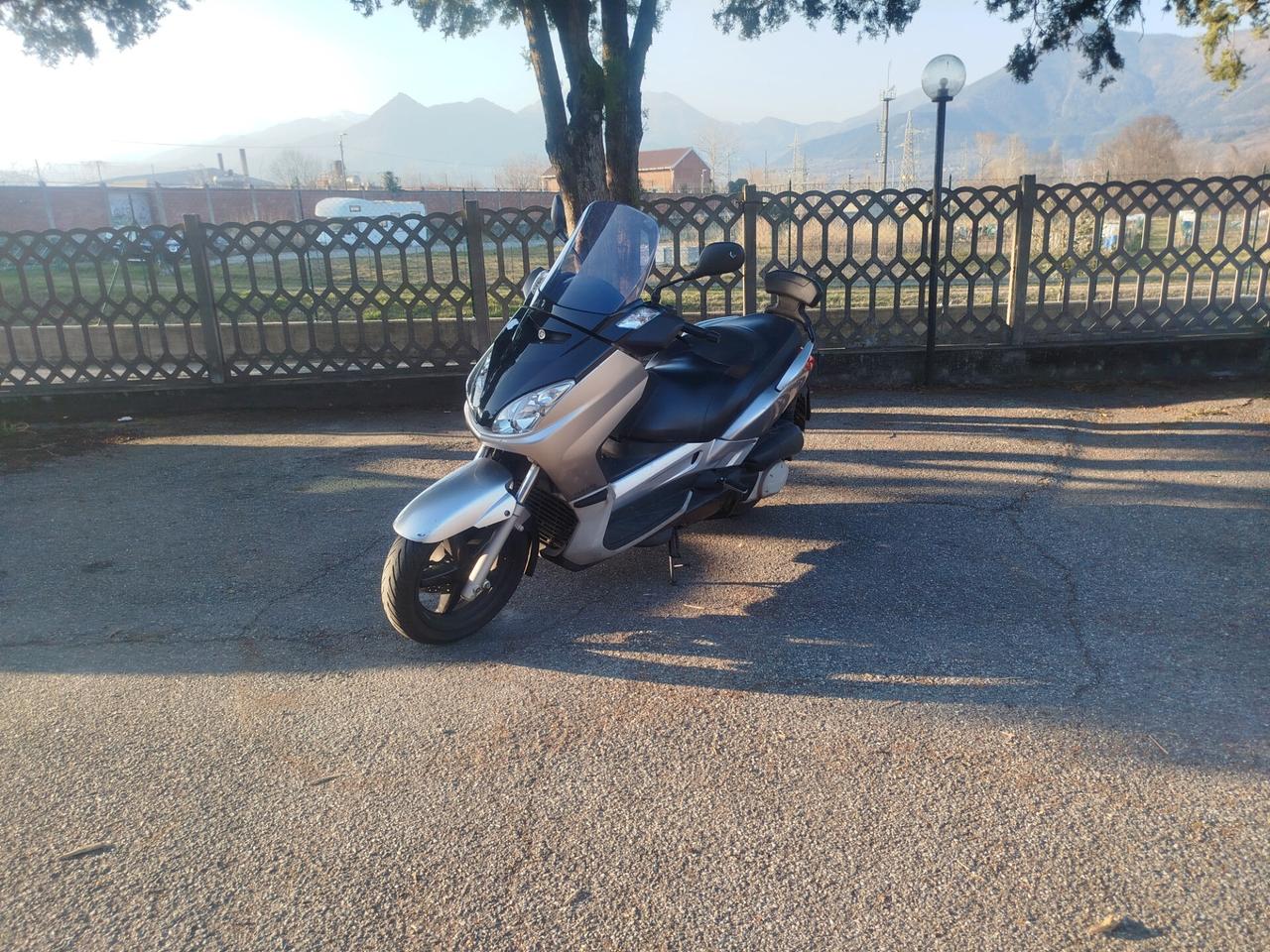 Xmax 250cc anno 2006