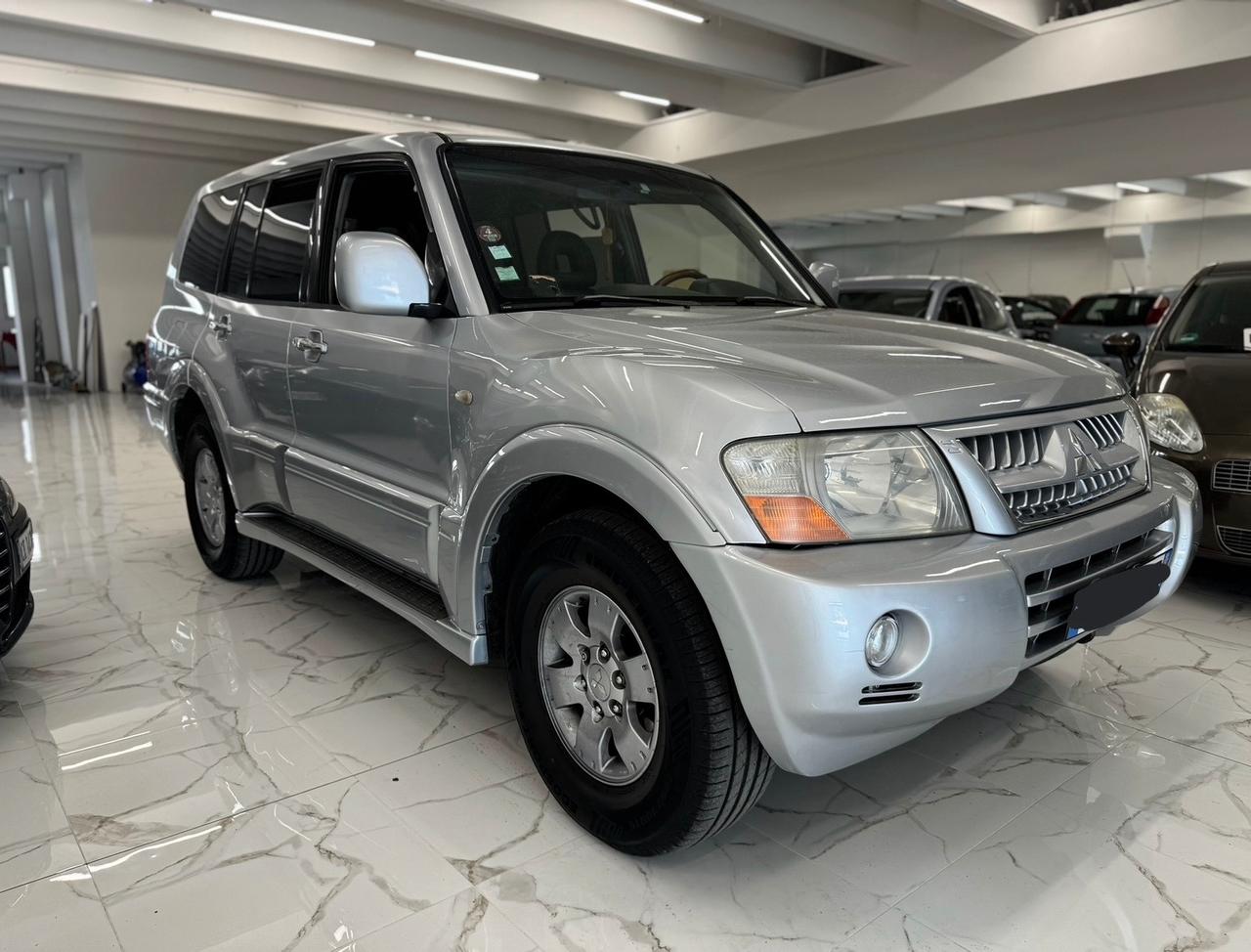 Mitsubishi Pajero 3.2 16V DI-D 5p. GLX