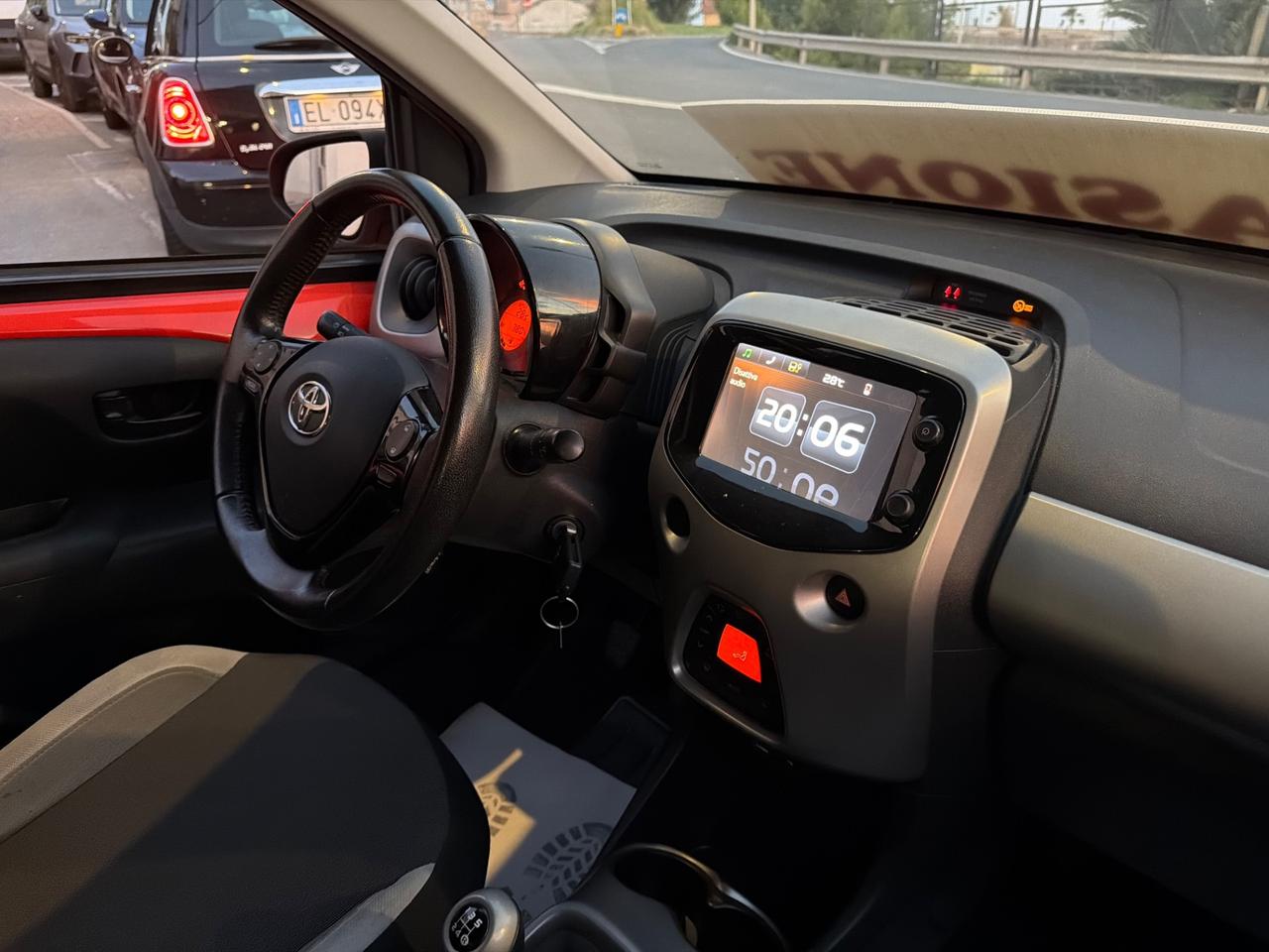 Toyota Aygo 1.0 VVT-i 69 CV 5 porte x-wave