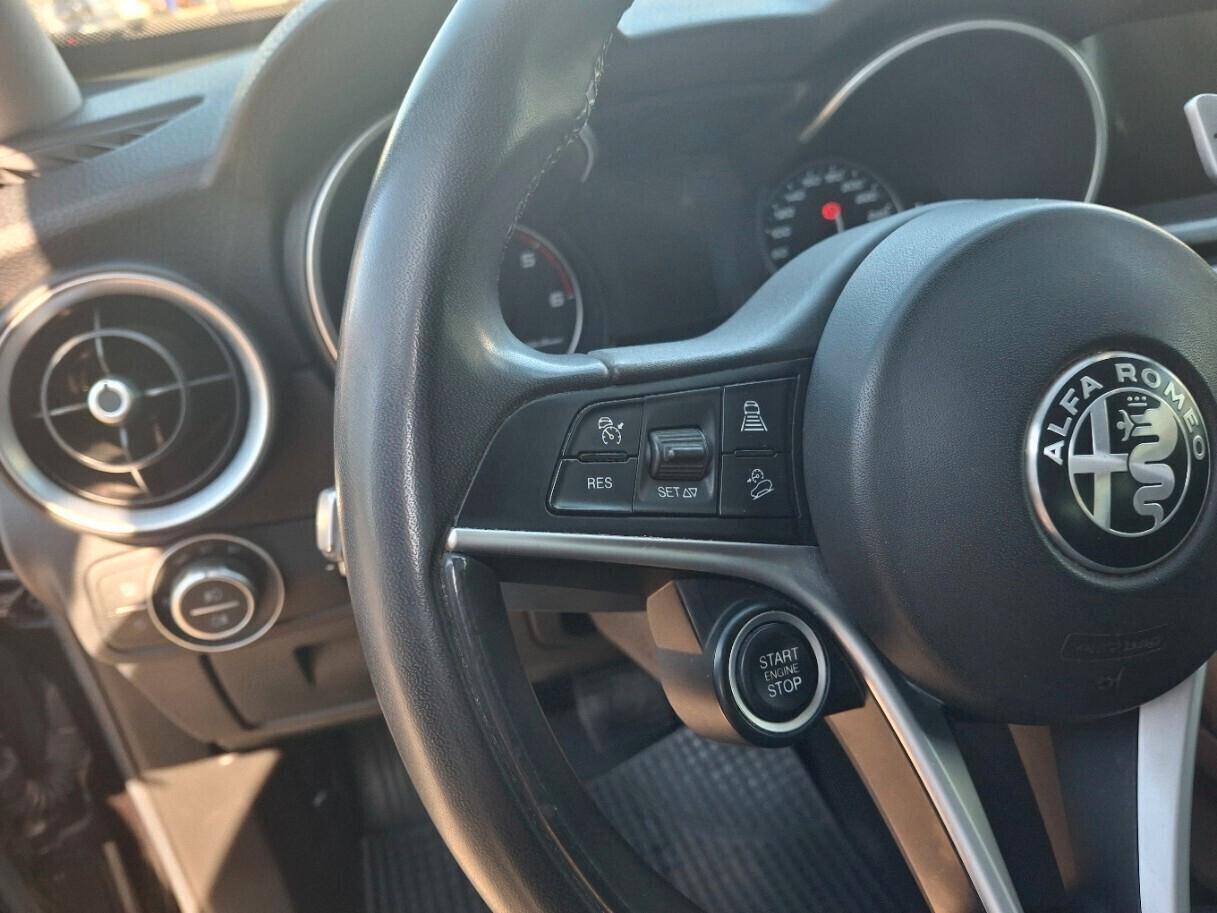 Alfa Romeo Stelvio 2.2 Turbodiesel 190 CV AT8 Q4 B-Tech