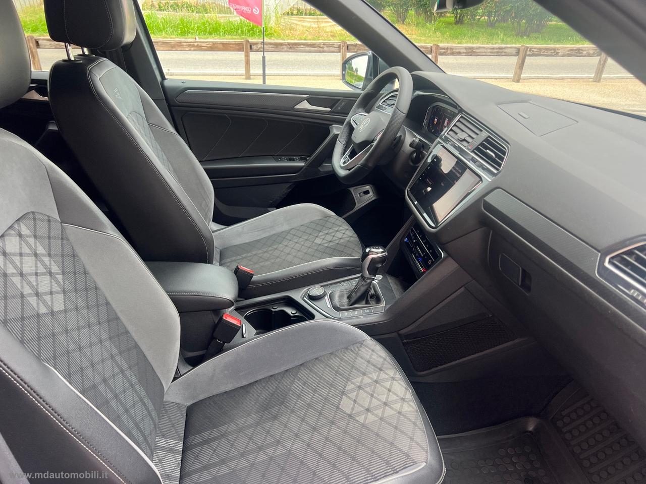 VOLKSWAGEN Tiguan Allsp.2.0 TDI SCR DSG 4MOT R-Line 7 POSTI