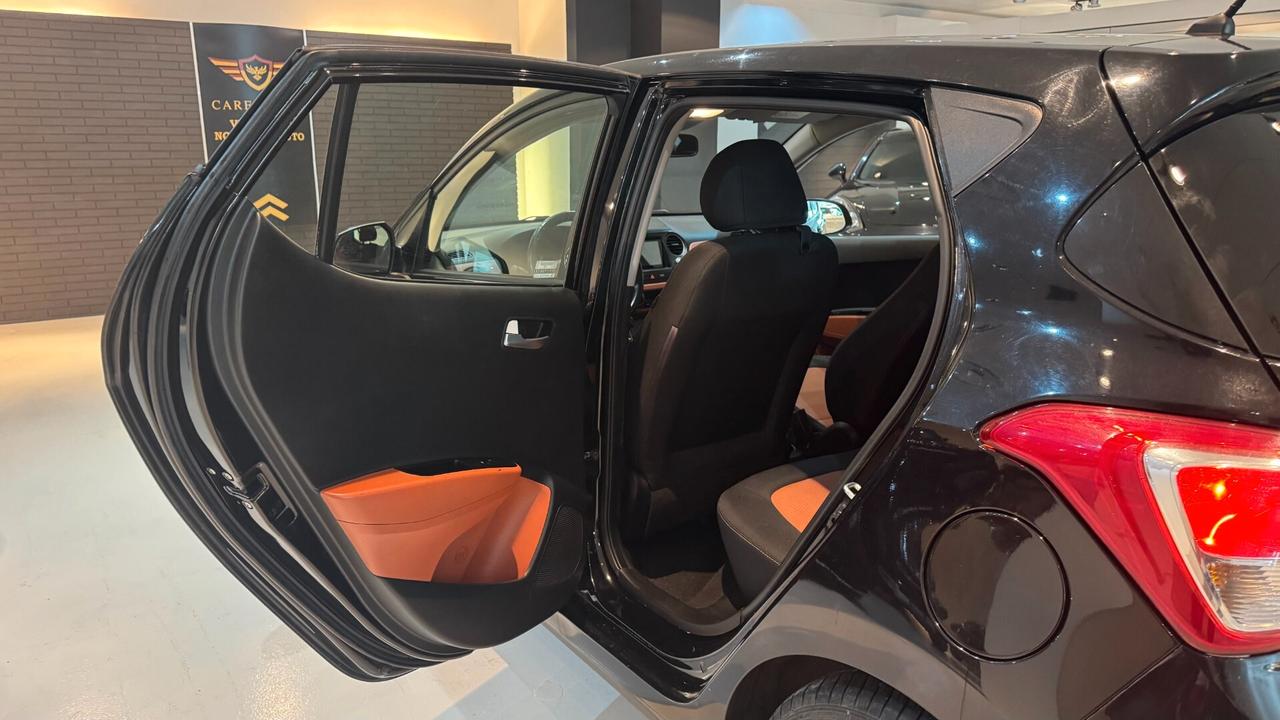 HYUNDAI i10 1.0 B 65CV - 2015