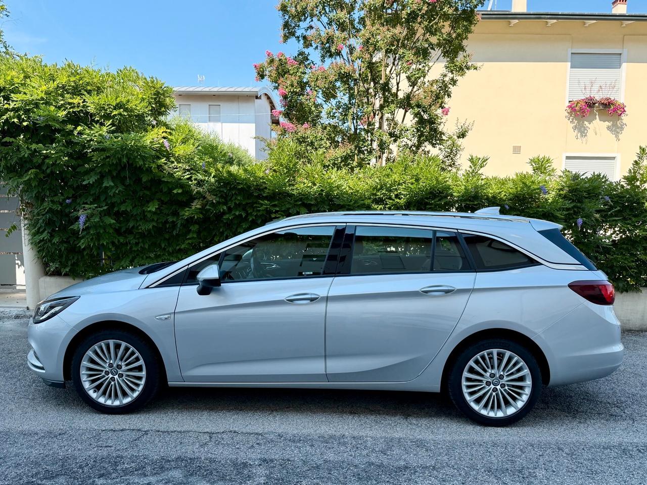 Opel Astra Sports Tourer 1.6 cdti Innovation 136cv auto IVA ESPOSTA