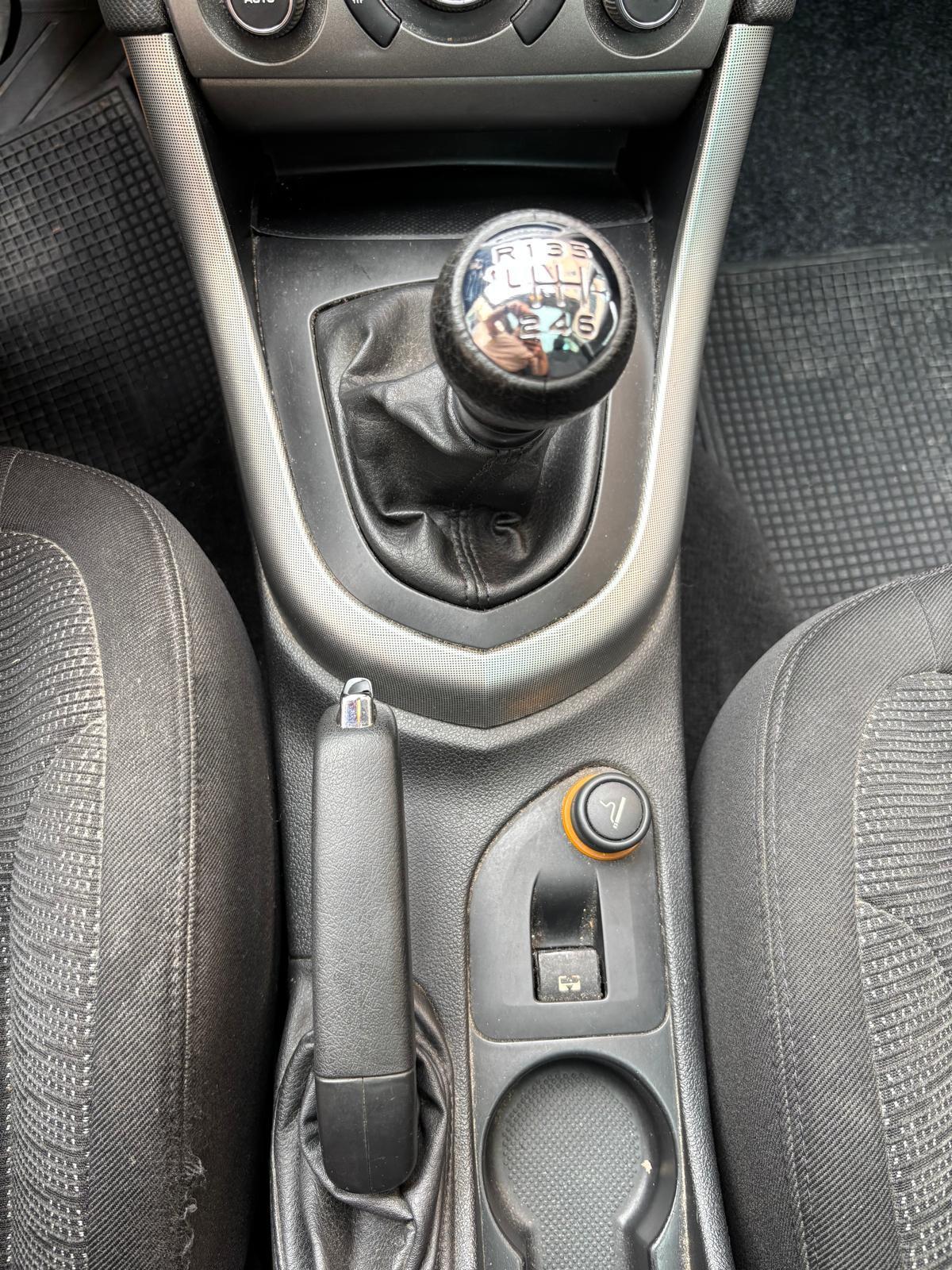 Peugeot 308 1.6 HDi 110CV SW Ciel Féline
