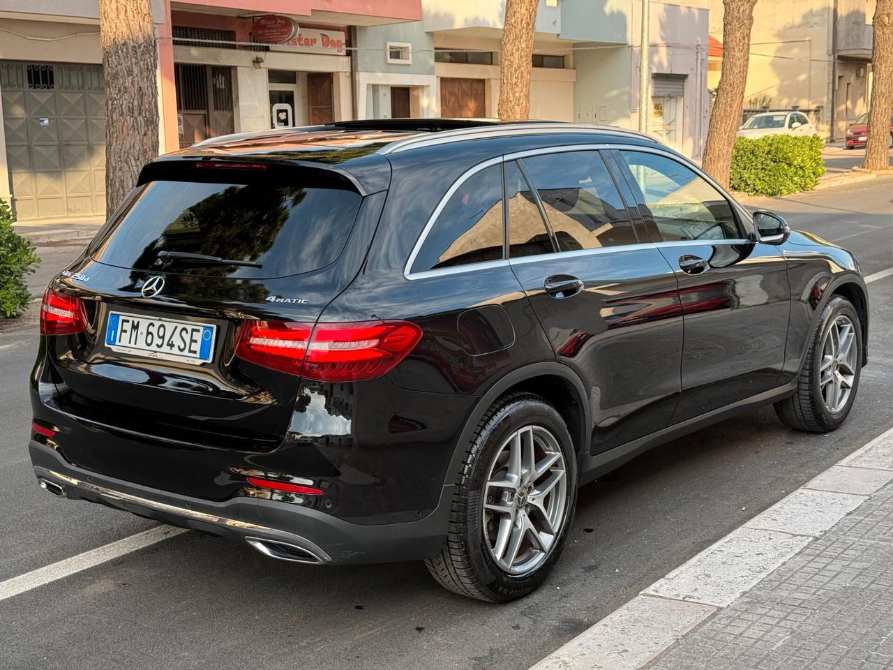 Mercedes GLC 250d 4Matic Premium *TETTO - 2017