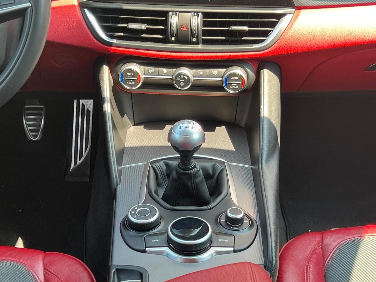 Alfa Romeo Giulia 2.2 Turbodiesel 180 CV Super