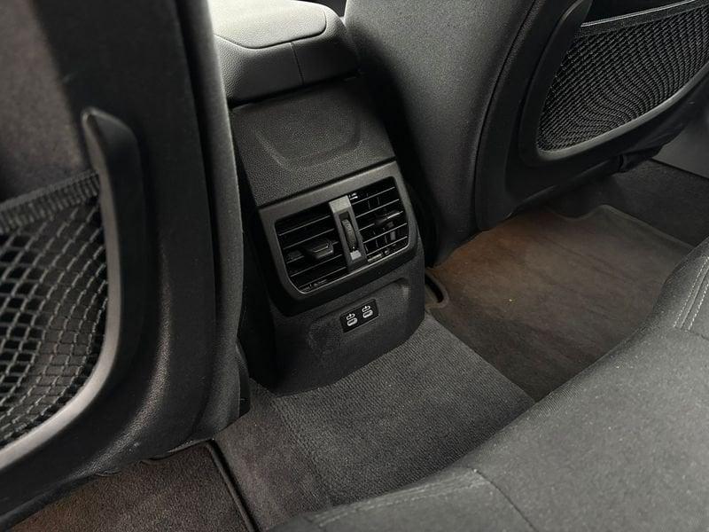 BMW Serie 1 5 Porte 116d SCR Business Advantage DCT