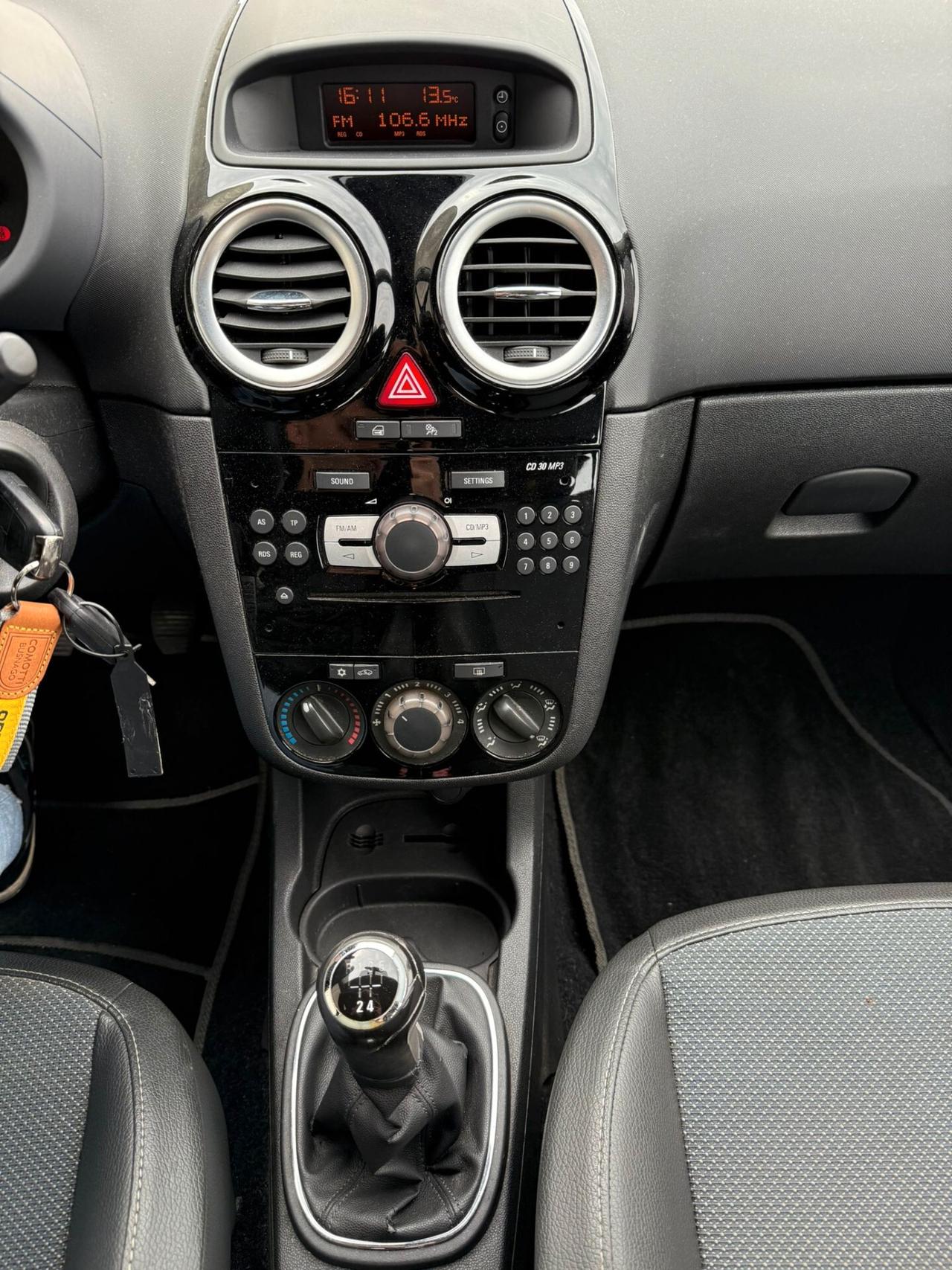 Opel Corsa 1.3 CDTI 75CV 5 porte NEOPATENTATI