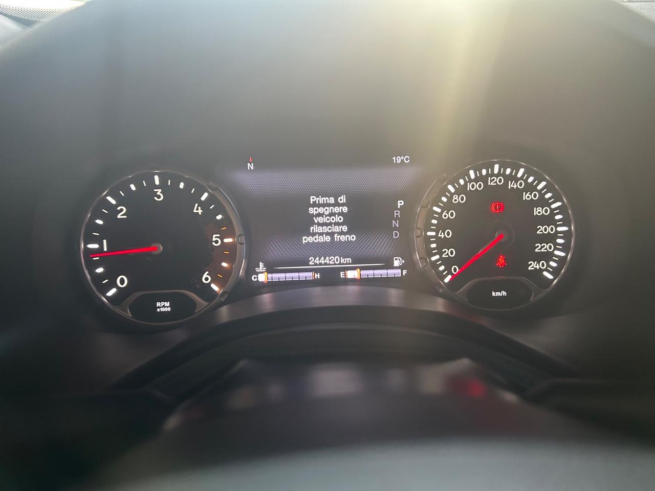 Jeep Renegade 2.0 Mjt 170CV 4WD Trailhawk gancio traino Automatico