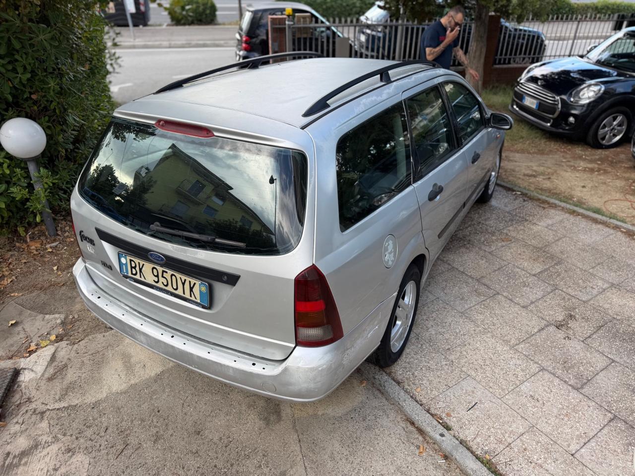 Ford Focus 1.8 TDDi cat SW Ghia