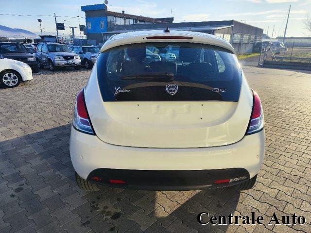 LANCIA Ypsilon 1.0 FireFly 5 porte S&S Hybrid Ecochic Gold