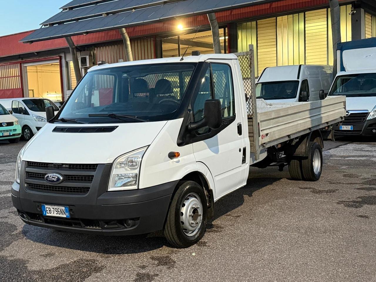 Ford Transit 2.4TDCI 140 CV CASSONE FISSO