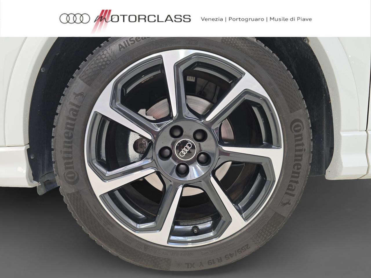 Audi Q3 35 2.0 tdi s line edition s tronic