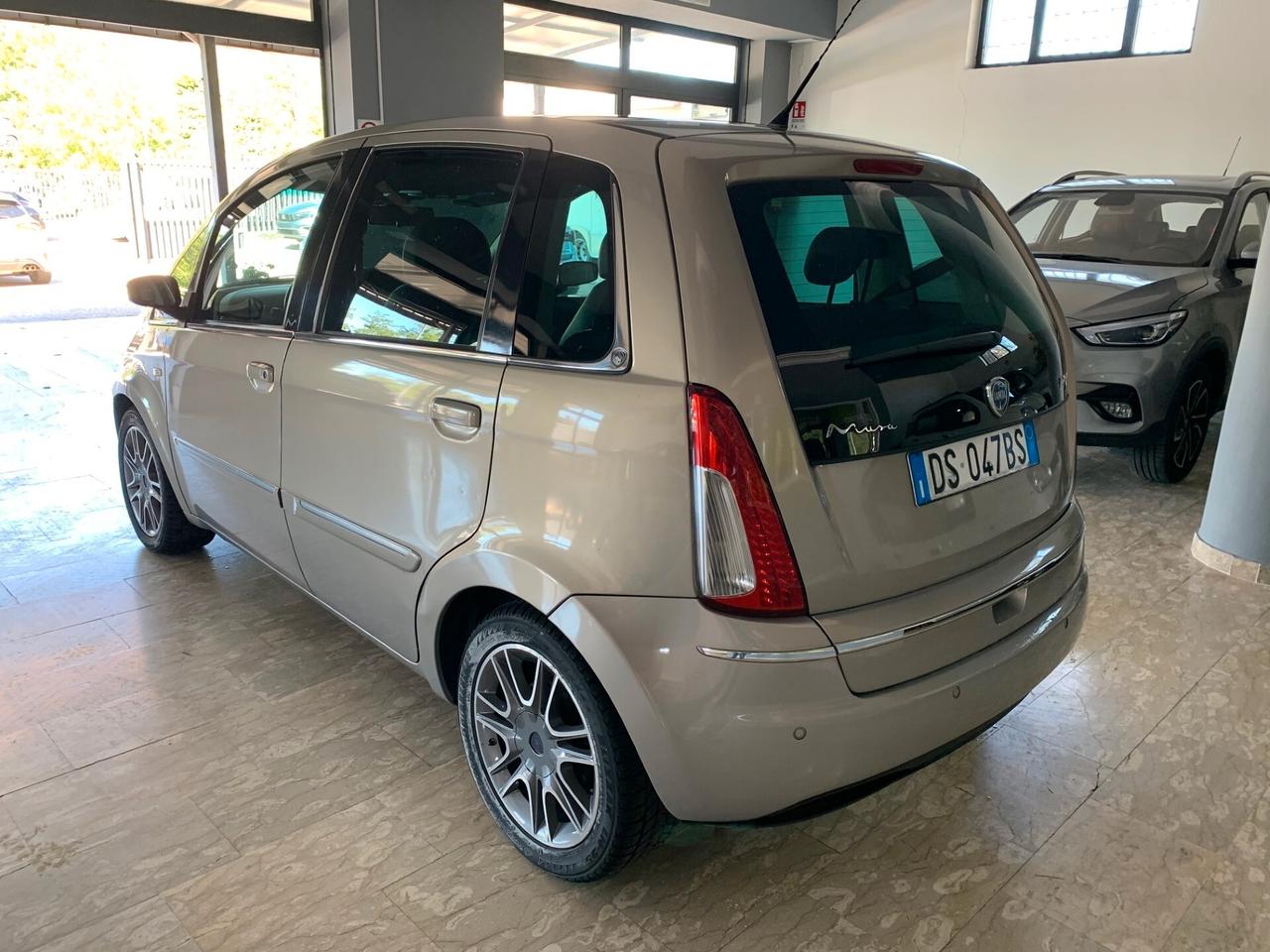 Lancia MUSA 1.3 Multijet 16V 90 CV Platino Automatica