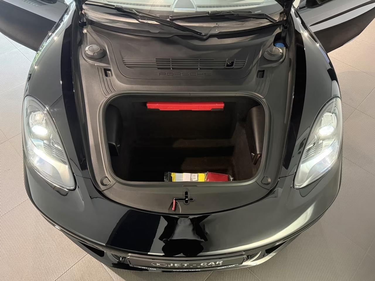Porsche Cayman 718 *Sistema di scarico sportivo Bose