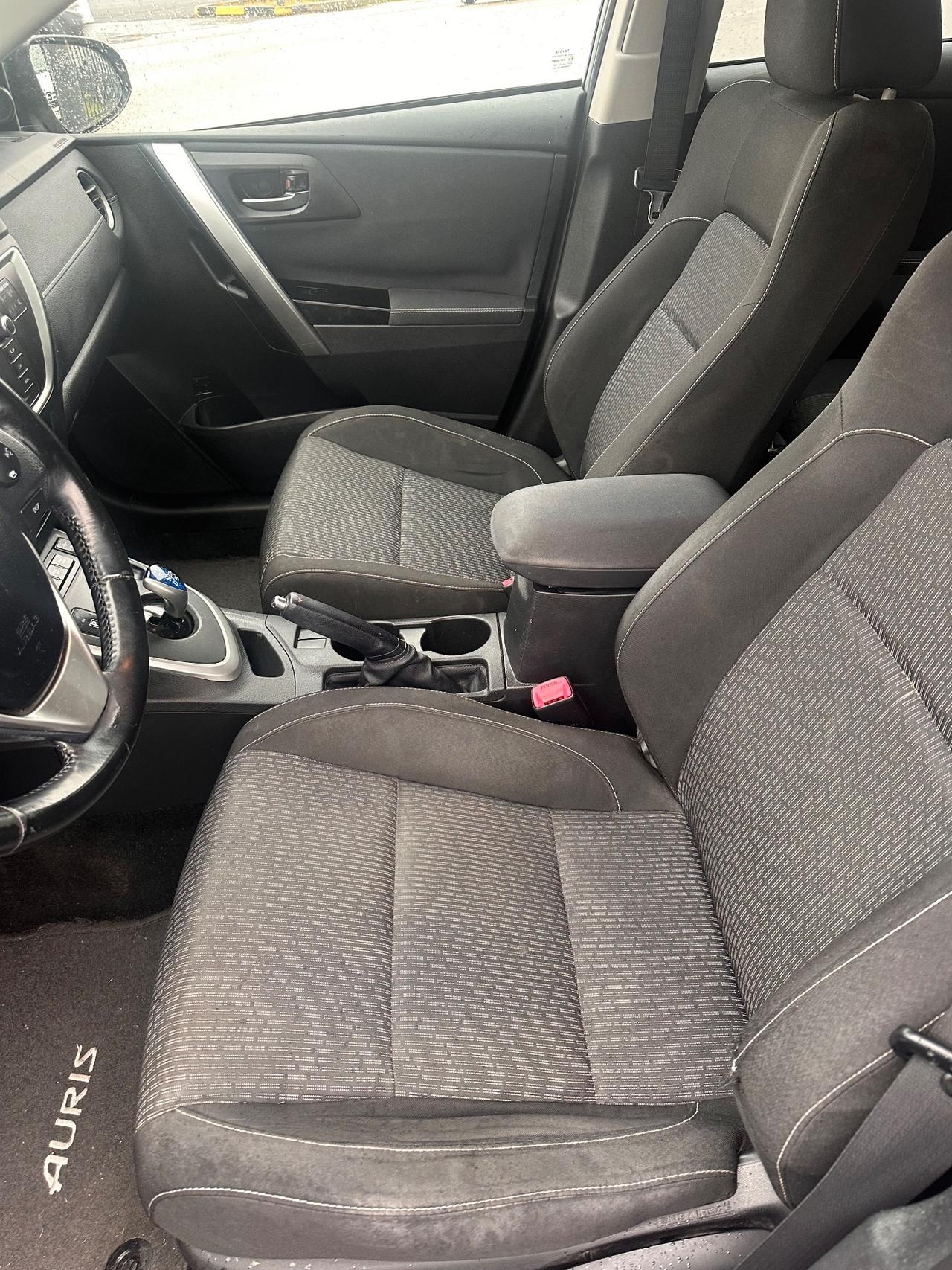 Toyota Auris 1.8 Hybrid Executive