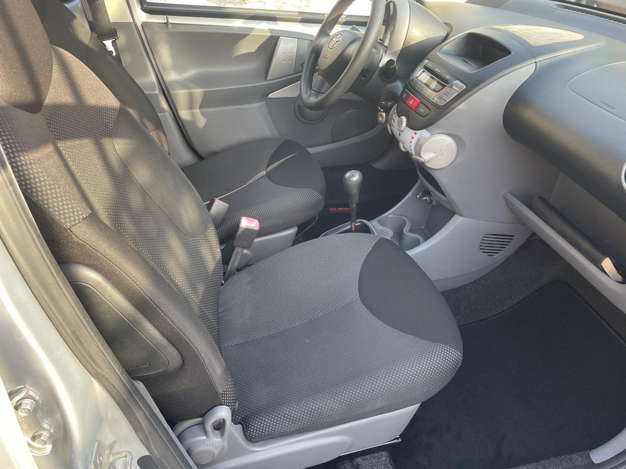 Toyota Aygo 1.0 12V VVT-i 5 porte