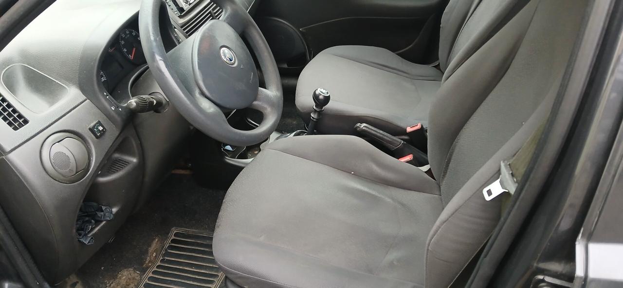 Fiat Punto 1.2 5 porte neopatentati