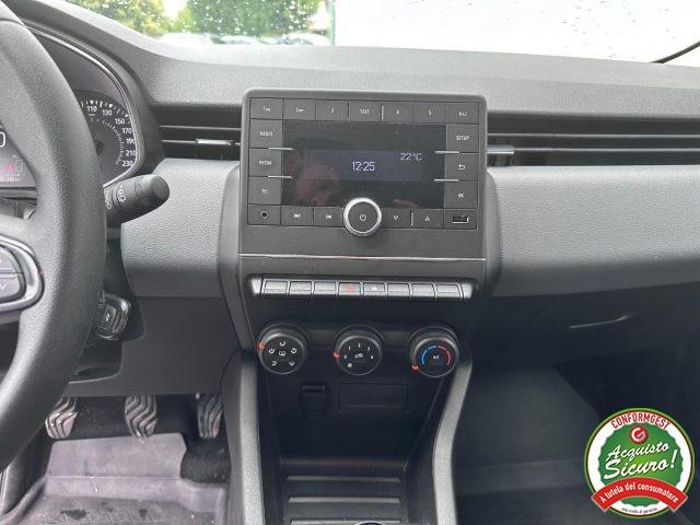 RENAULT Clio SCe 65 CV 5 porte Life OK NEO PATENTATI