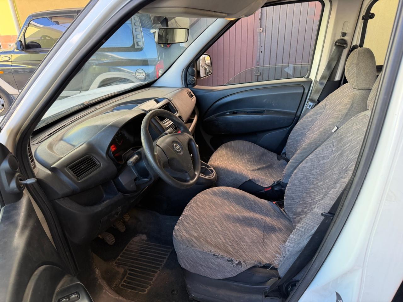 Opel Combo 1.6 CDTi 105cv 5 Posti Clima -2017