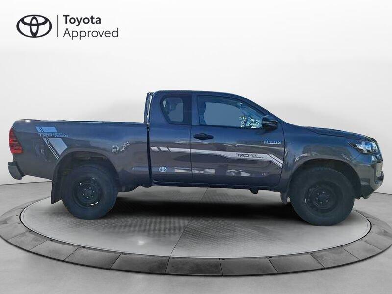 Toyota Hilux 2.4 d-4d C&C 4x4 Comfort