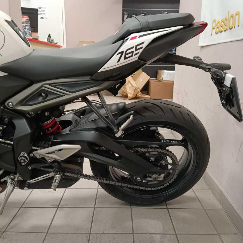 Triumph Street Triple 765 R - 2024