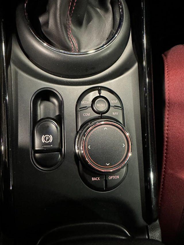 MINI Clubman 2.0 Cooper SD Hype Auto - Pack JCW - 18"-Carplay