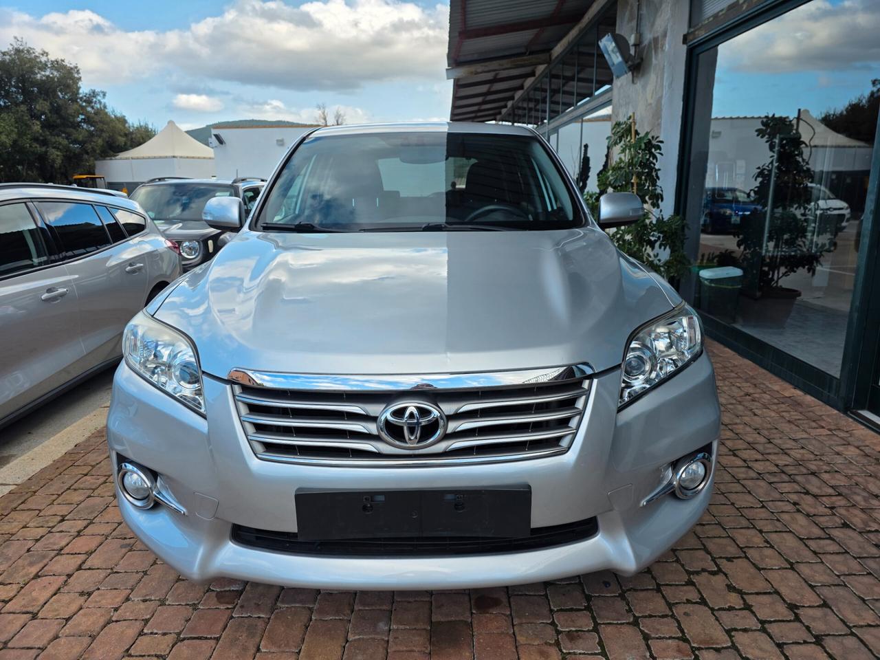 Toyota RAV4 Crossover 2.2 D-4D 150 CV Lounge 2wd